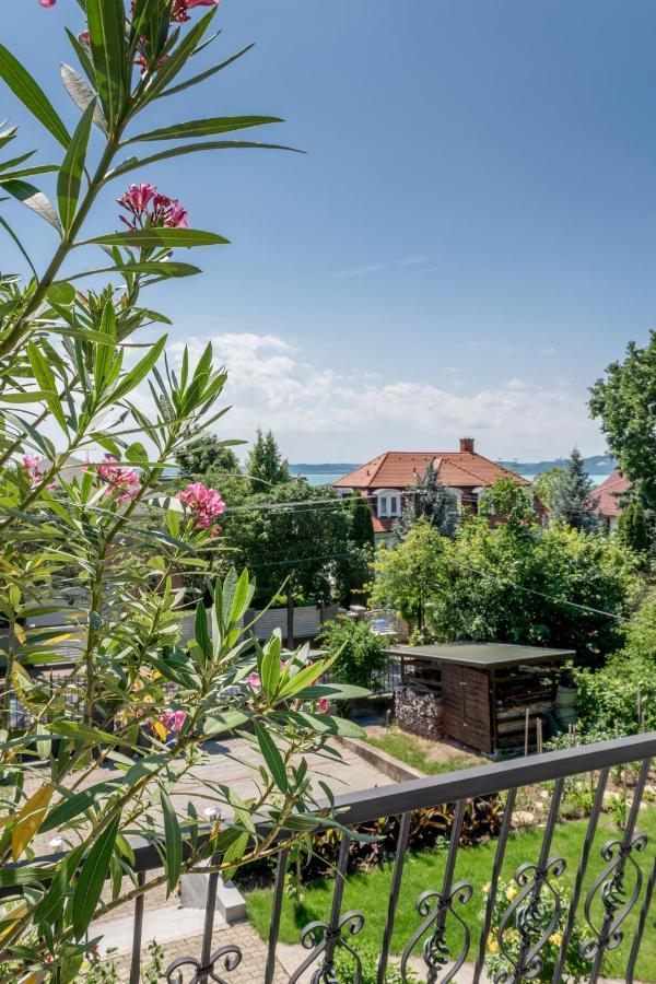 Mikes Vendeghaz Hotell Balatonfüred Exteriör bild