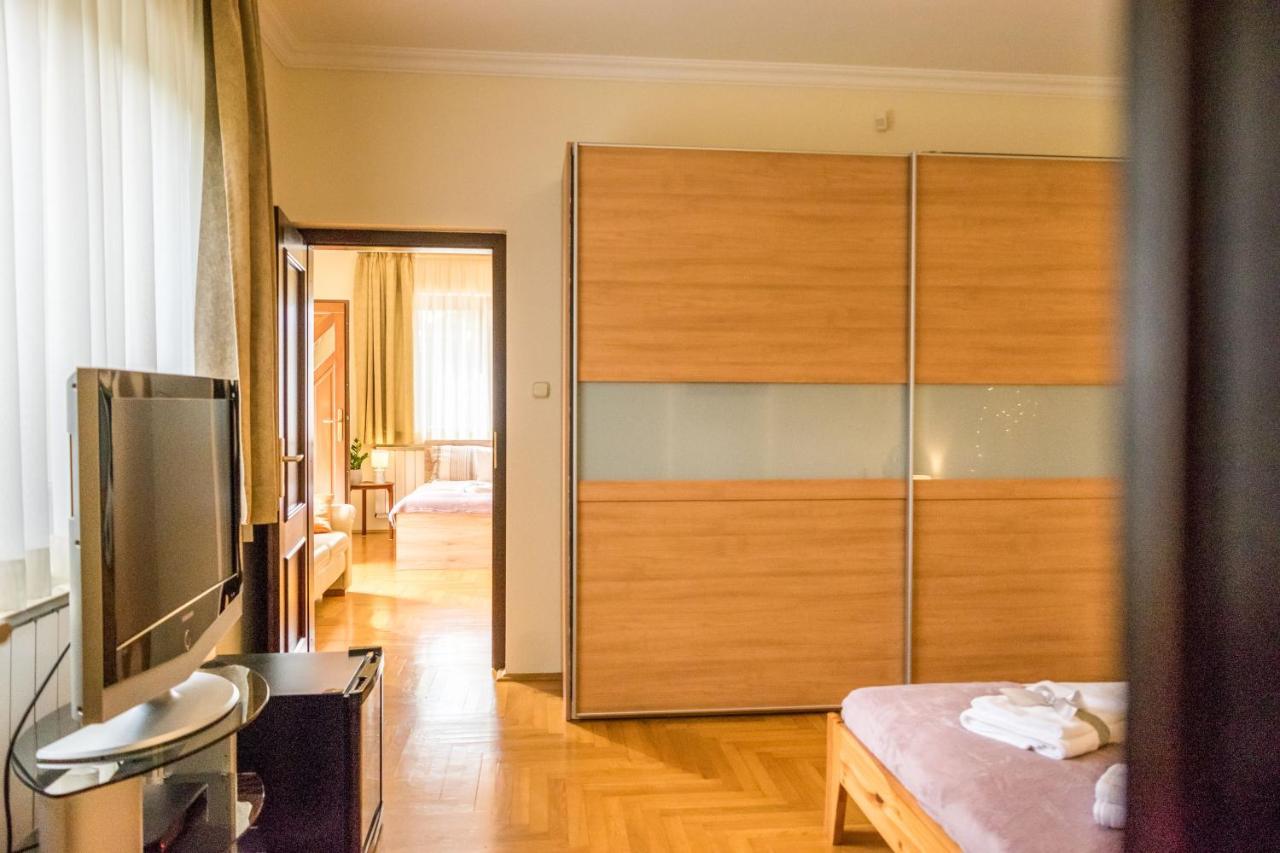 Mikes Vendeghaz Hotell Balatonfüred Exteriör bild