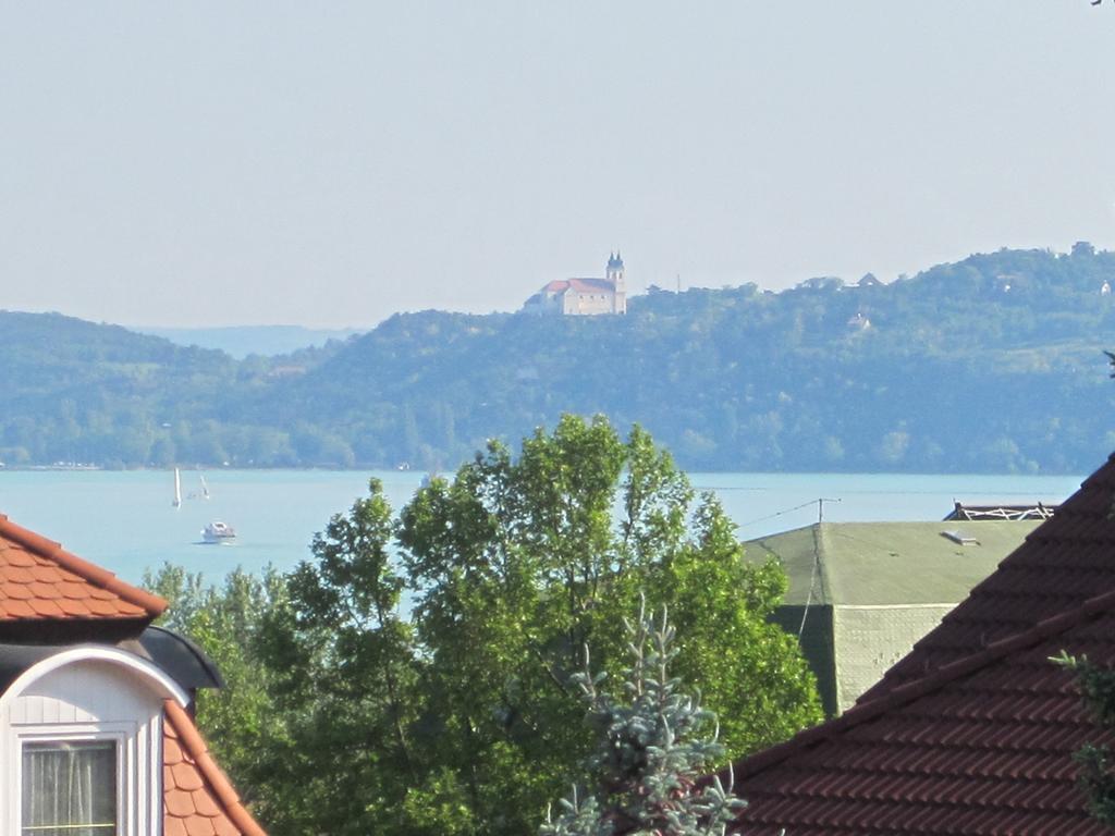 Mikes Vendeghaz Hotell Balatonfüred Exteriör bild